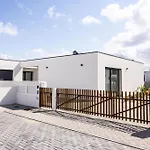 Villa Vale Paraiso - By Sch